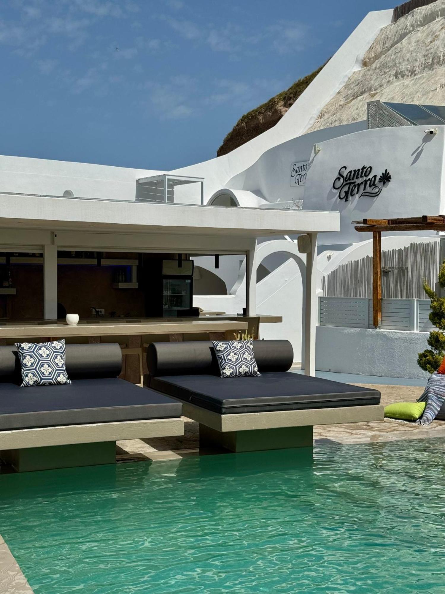 Santoterra Antigua Suites Karterádos Eksteriør billede